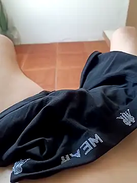 paubabando  online show from 03-08-25, 01:25