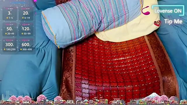 Snapshot of Weiwei5200 chatting on 05-16-26, 10:36 Weiwei5200 online show from 05-16-26, 10:36
