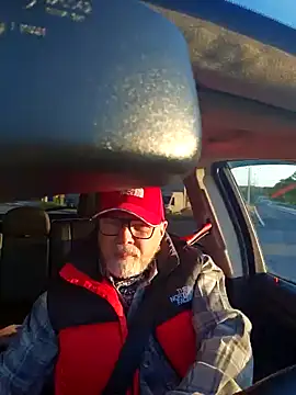 KOMANDOS74 online show from 09-18-25, 05:09