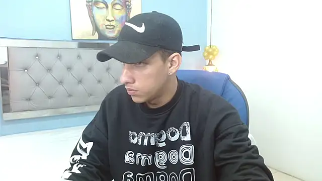 Snapshot of Jheidertwink chatting on 12-15-24, 04:29 Jheidertwink online show from 12-15-24, 04:29