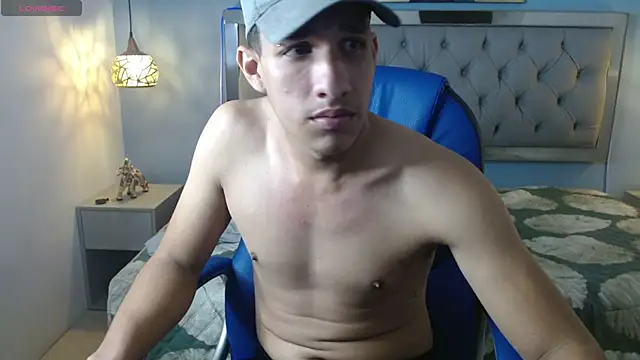 Snapshot of Jheidertwink chatting on 12-30-24, 09:48 Jheidertwink online show from 12-30-24, 09:48