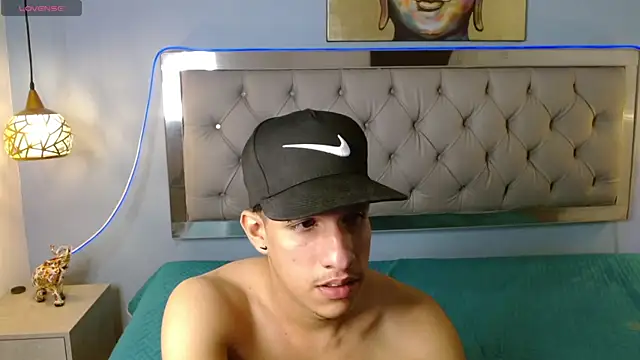 Snapshot of Jheidertwink chatting on 01-09-25, 09:59 Jheidertwink online show from 01-09-25, 09:59