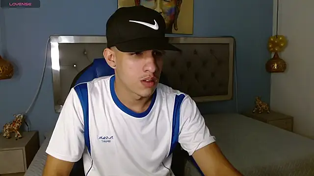 Snapshot of Jheidertwink chatting on 01-11-25, 03:23 Jheidertwink online show from 01-11-25, 03:23