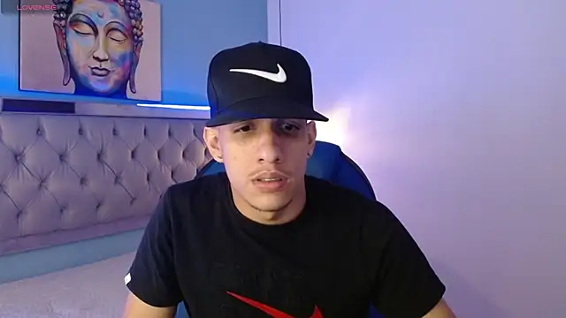 Snapshot of Jheidertwink chatting on 01-22-25, 03:41 Jheidertwink online show from 01-22-25, 03:41