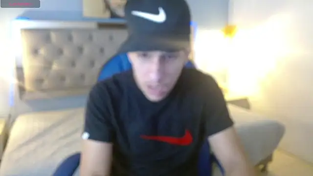 Snapshot of Jheidertwink chatting on 01-25-25, 03:30 Jheidertwink online show from 01-25-25, 03:30