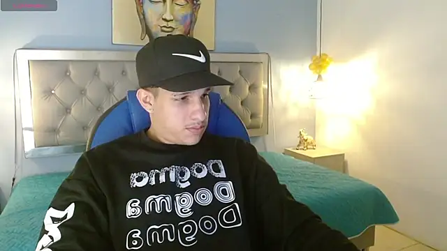 Snapshot of Jheidertwink chatting on 01-31-25, 07:29 Jheidertwink online show from 01-31-25, 07:29