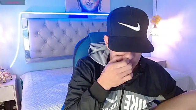 Snapshot of Jheidertwink chatting on 02-10-25, 07:15 Jheidertwink online show from 02-10-25, 07:15