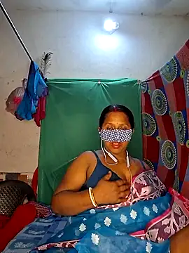 Snapshot of Real_Desi_Couple chatting on 06-09-26, 05:24 Real Desi Couple online show from 06-09-26, 05:24