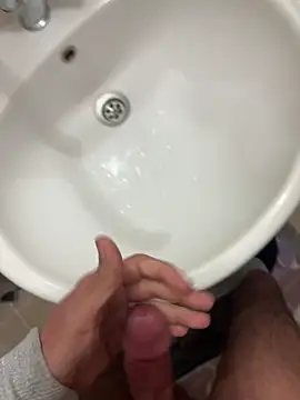 denizli18 online show from 04-05-26, 02:14