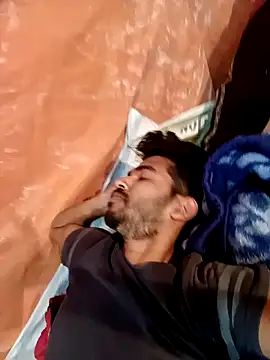 Roni1028 online show from 12-30-24, 01:58