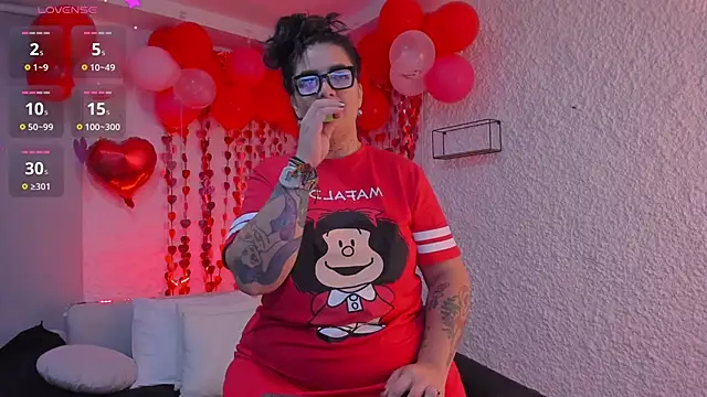 Snapshot of poisson_ivy chatting on 02-14-25, 07:28 poisson ivy online show from 02-14-25, 07:28