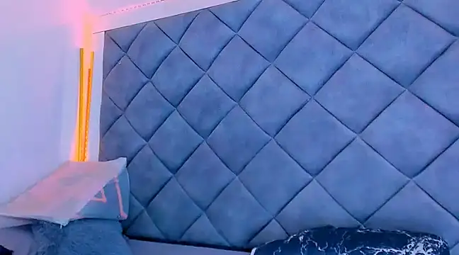 Nellyhills online show from 03-21-25, 07:57