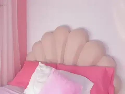 Snapshot of _cherrykingsley1 chatting on 11-04-25, 02:32 cherrykingsley1 online show from 11-04-25, 02:32