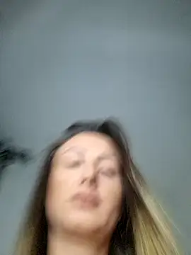 Snapshot of AudreyJoy chatting on 02-02-25, 09:56 AudreyJoy online show from 02-02-25, 09:56