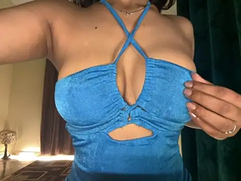 Snapshot of SEXY_JENNY_ chatting on 10-19-25, 01:45 SEXY JENNY  online show from 10-19-25, 01:45