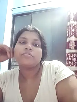 Hot-Angel  online show from 09-17-25, 03:46