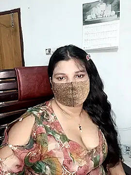 Hot-Angel  online show from 04-28-26, 03:00