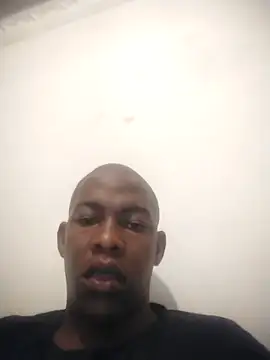 Snapshot of zuludog chatting on 05-17-26, 03:48 zuludog online show from 05-17-26, 03:48