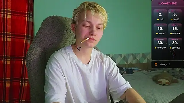 esajukyy online show from 12-17-24, 04:32