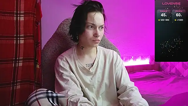 esajukyy online show from 09-11-25, 04:07