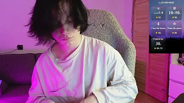 Snapshot of esajukyy chatting on 02-15-26, 04:14 esajukyy online show from 02-15-26, 04:14