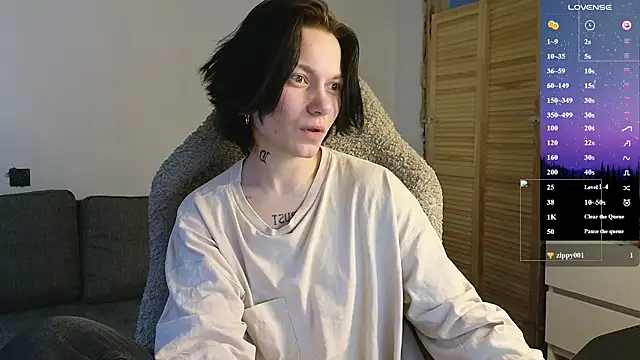 Snapshot of esajukyy chatting on 03-06-26, 11:17 esajukyy online show from 03-06-26, 11:17