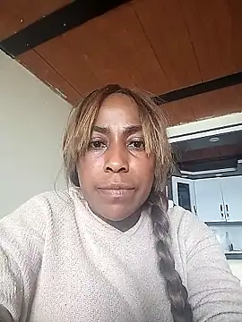 KamariaFyre online show from 01-14-26, 06:13