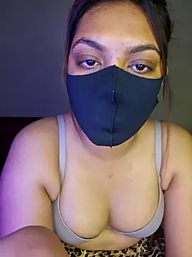 Olivia3 online show from 11-28-25, 07:27