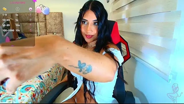 Snapshot of sexysaradoll chatting on 02-20-25, 10:37 sexysaradoll online show from 02-20-25, 10:37