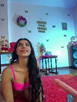 Snapshot of BrunetteOfYourDreams chatting on 01-04-25, 12:37 BrunetteOfYourDreams online show from 01-04-25, 12:37