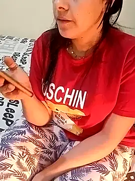 ShadiaStar online show from 02-26-25, 10:09