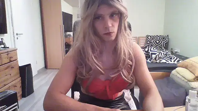 Kinky-Kristina online show from 09-16-25, 07:37