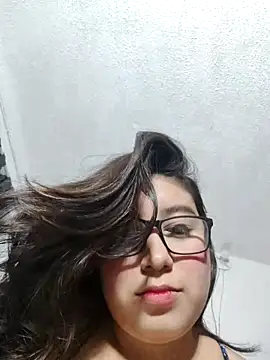 Snapshot of Savinneexotic chatting on 09-15-25, 12:21 Savinneexotic online show from 09-15-25, 12:21