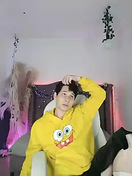 Snapshot of JustinMiller__ chatting on 12-20-24, 08:38 JustinMiller online show from 12-20-24, 08:38