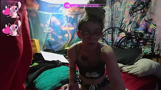 Snapshot of Stonermama666420 chatting on 02-04-25, 02:39 Stonermama666420 online show from 02-04-25, 02:39