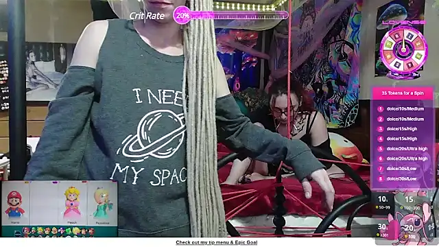 Snapshot of Stonermama666420 chatting on 02-26-25, 04:58 Stonermama666420 online show from 02-26-25, 04:58