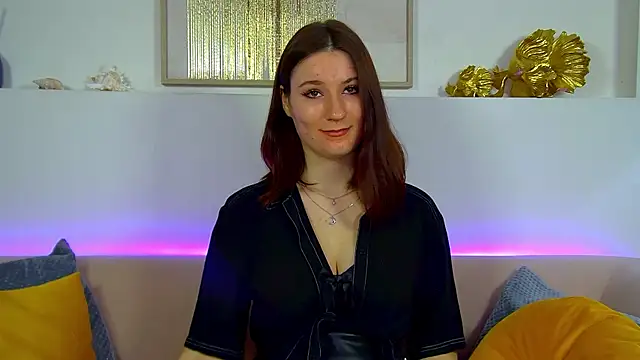 VictoriaArdern online show from 10-18-25, 07:09