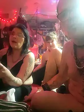 Neveah6 online show from 12-21-24, 09:23