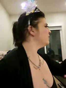 Neveah6 online show from 01-01-25, 09:28