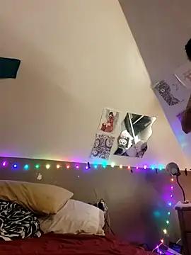 Neveah6 online show from 01-03-25, 09:25