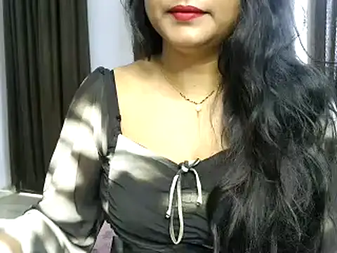 Snapshot of Hritvika chatting on 02-05-26, 04:06 Hritvika online show from 02-05-26, 04:06