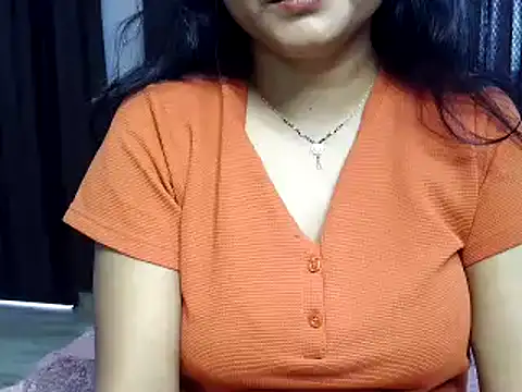 Snapshot of Hritvika chatting on 02-14-26, 06:21 Hritvika online show from 02-14-26, 06:21