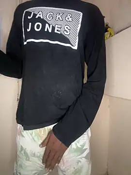 Snapshot of mahiking chatting on 03-18-25, 06:59 mahiking online show from 03-18-25, 06:59