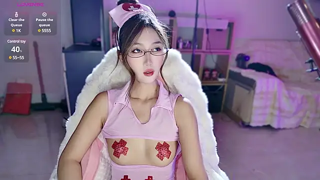 pinnnnnnk online show from 01-02-25, 11:09