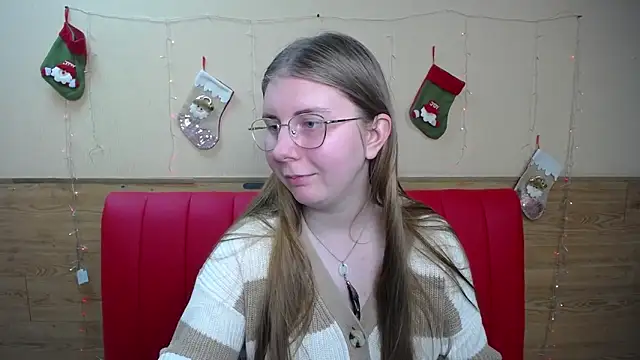 Snapshot of RysaKosaYlya chatting on 12-20-24, 06:19 RysaKosaYlya online show from 12-20-24, 06:19