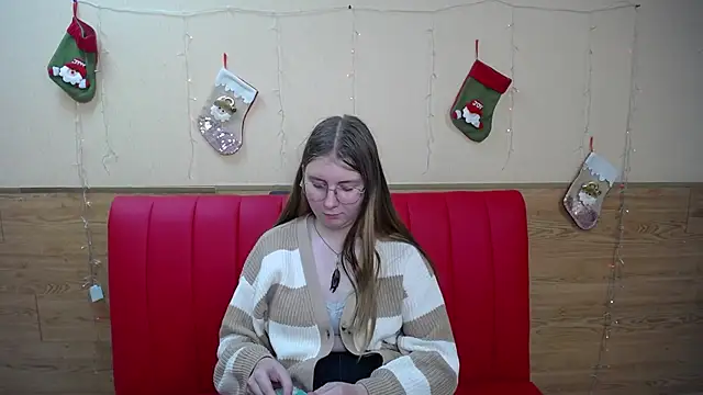 Snapshot of RysaKosaYlya chatting on 12-20-24, 12:27 RysaKosaYlya online show from 12-20-24, 12:27