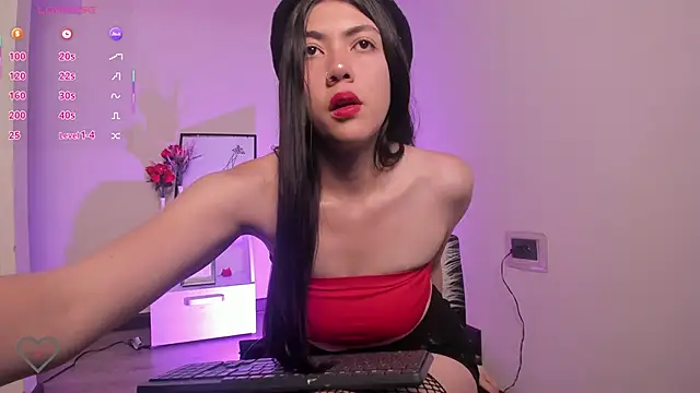 Snapshot of Aurora_Hotson chatting on 03-15-25, 12:58 Aurora Hotson online show from 03-15-25, 12:58