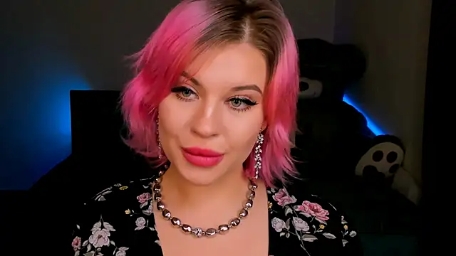 Snapshot of evaharve chatting on 02-01-25, 05:18 evaharve online show from 02-01-25, 05:18