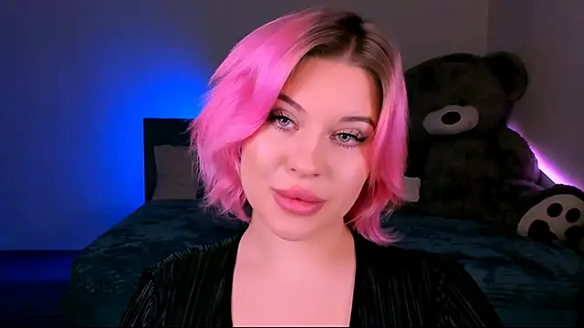 Snapshot of evaharve chatting on 02-02-25, 11:42 evaharve online show from 02-02-25, 11:42