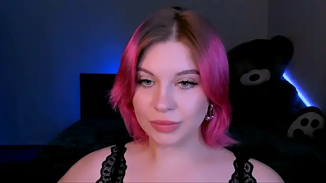 Snapshot of evaharve chatting on 03-14-25, 12:32 evaharve online show from 03-14-25, 12:32